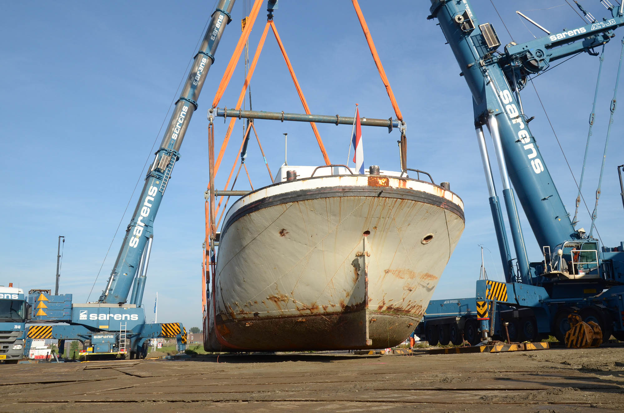 Nummer 70 op het droge gehesen